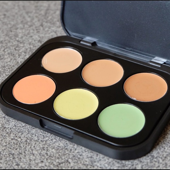 concealer corrector palette
